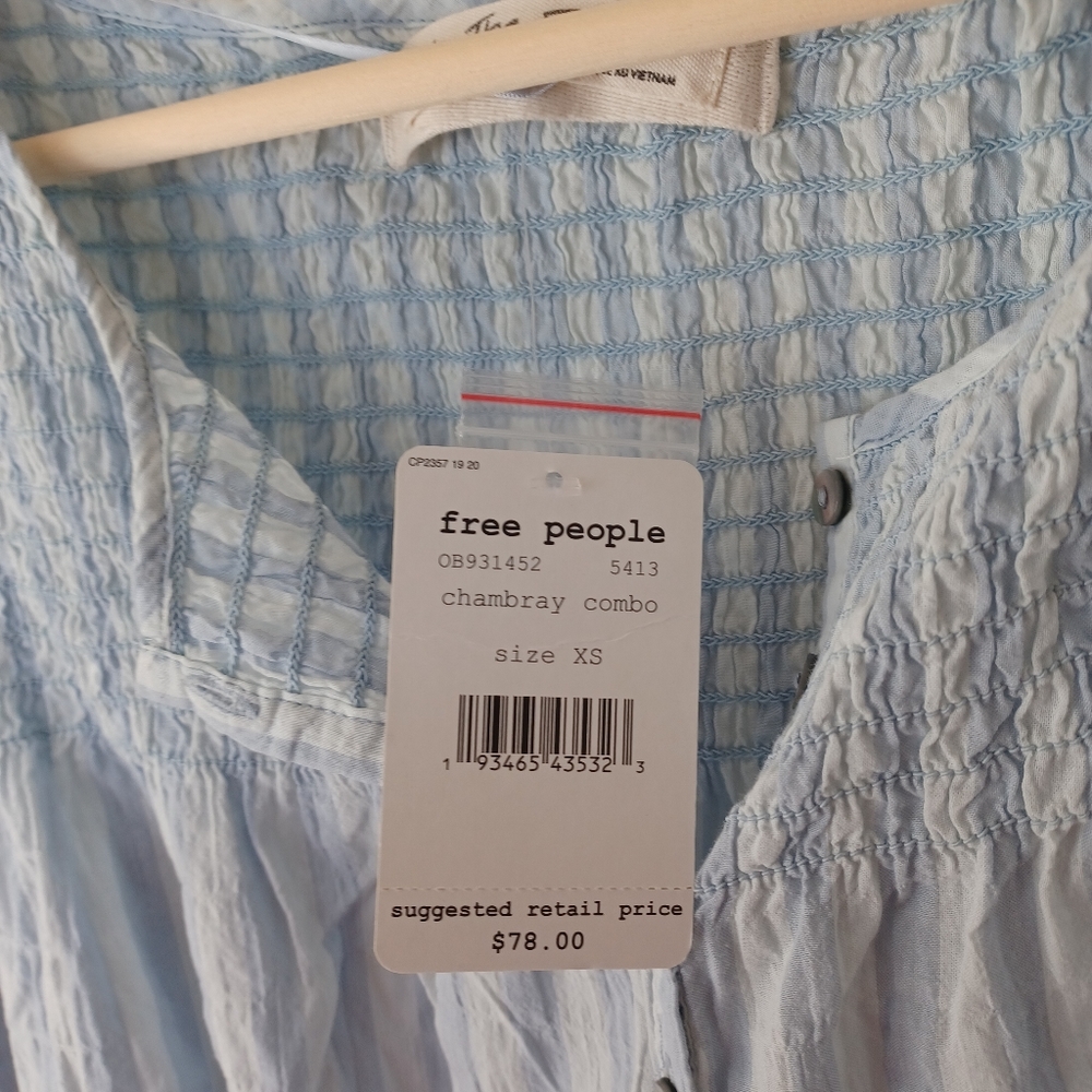 NWT Free people oversized Blue Ruffled Ombre Henley Top (XS) - Picture 4 of 6